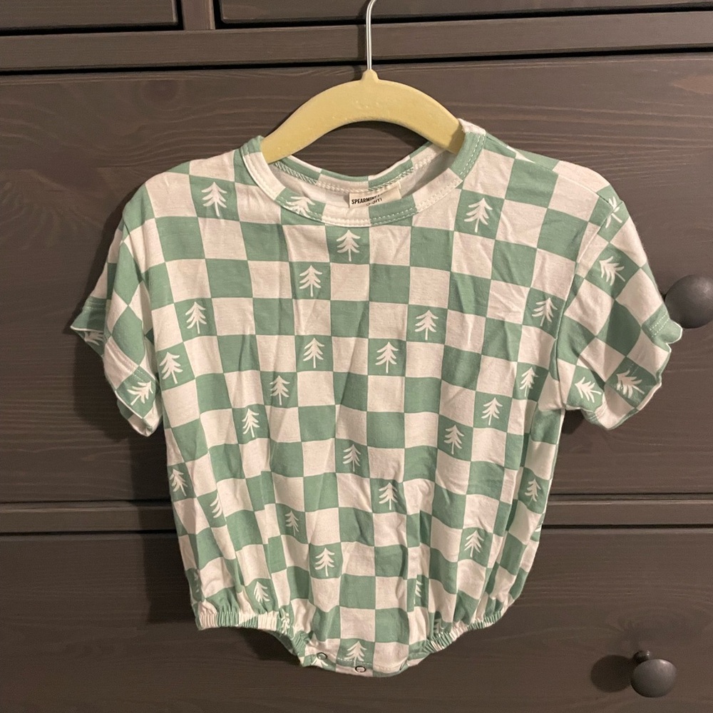 Christmas Tree Checkered Bamboo Onesie/Bubble 0-3 month